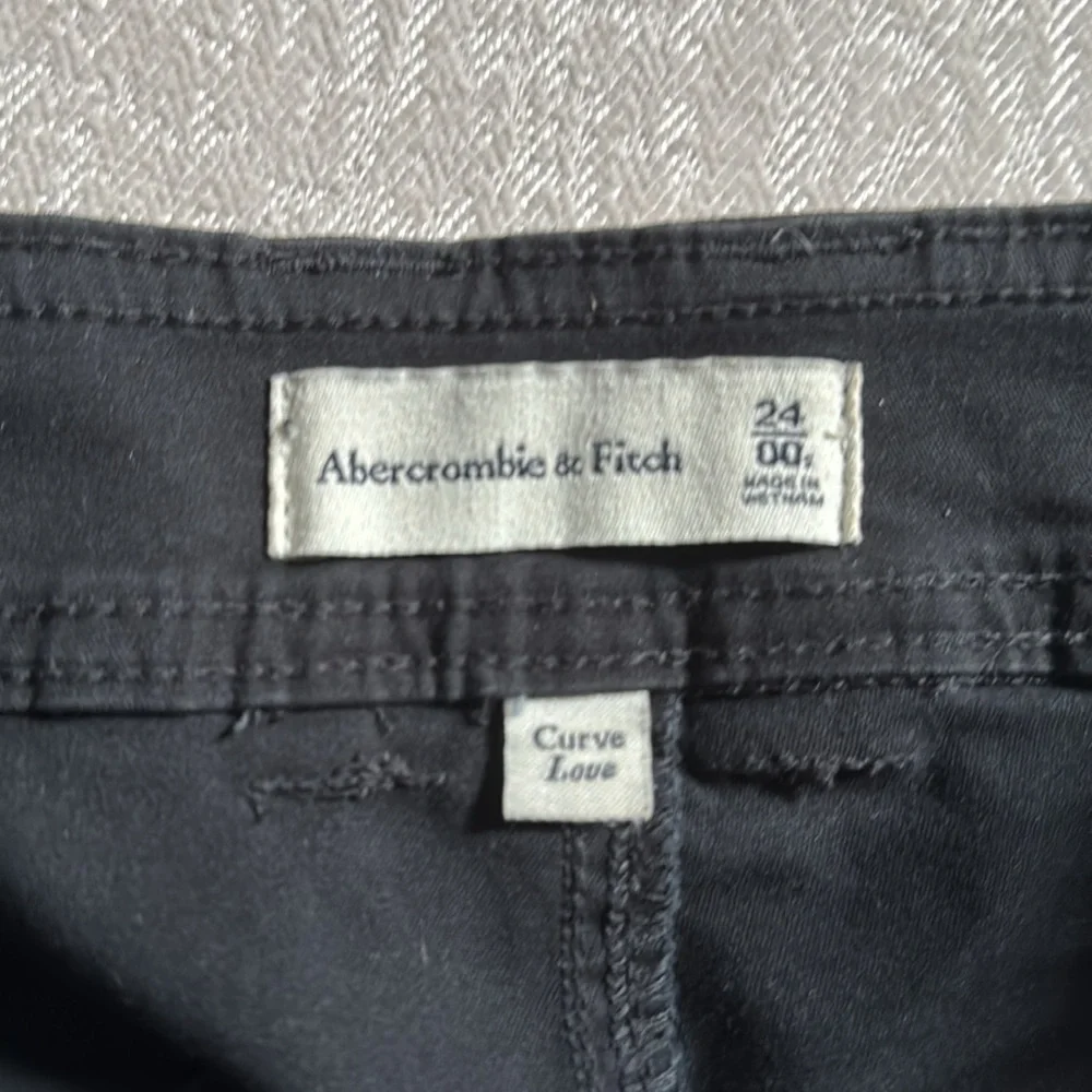 A&F Curve Love Relaxed Cargo Pant - Picture 5 of 5